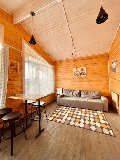 Дом 65 м² на участке 4 сот.