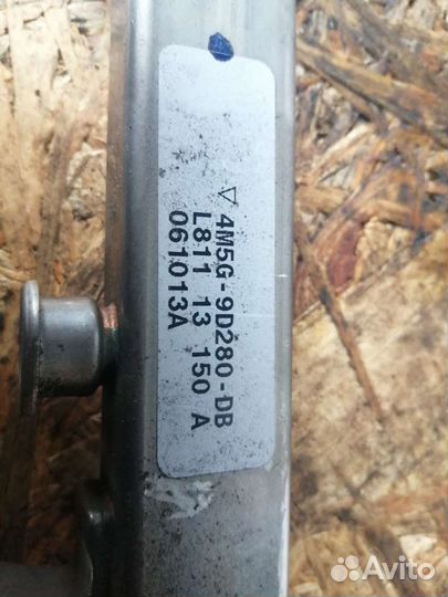 Топливная рампа Ford Mondeo 3, 1.8, chbb