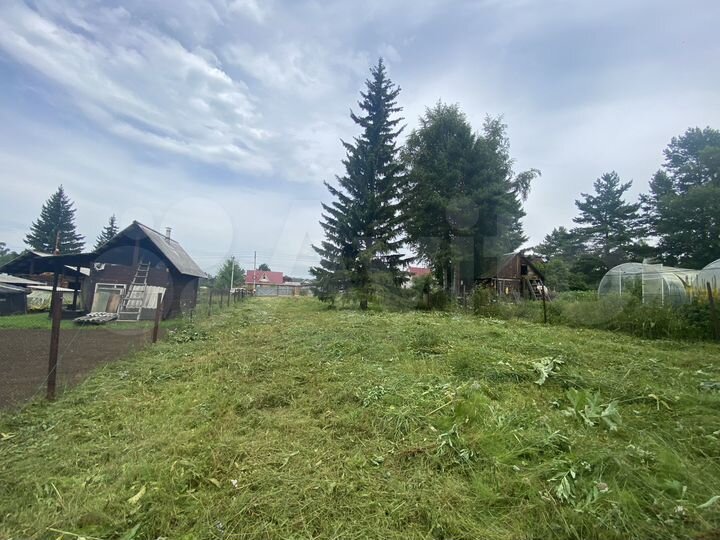 Дача 10 м² на участке 8 сот.