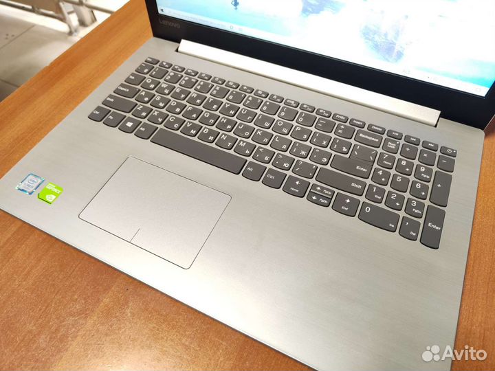 Ноутбук игровой Lenovo / в идеале