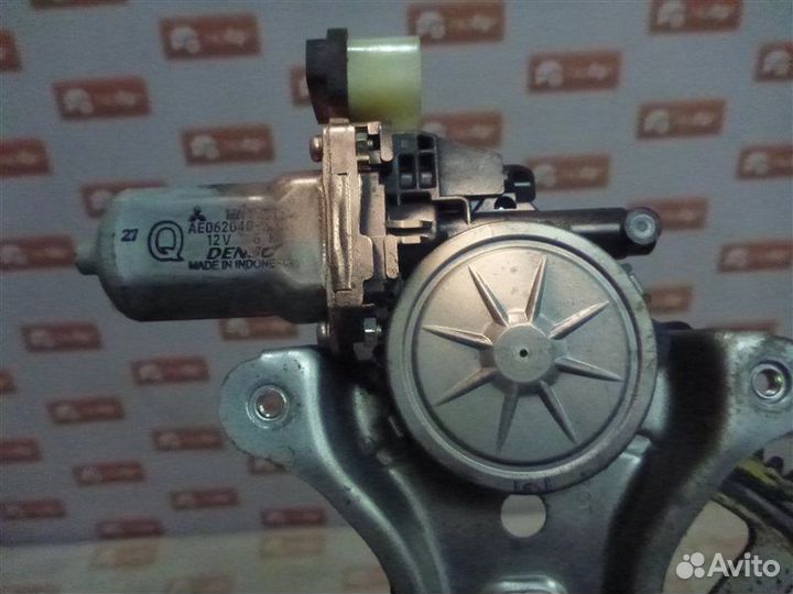 Стеклоподъемник передний левый Mitsubishi L200