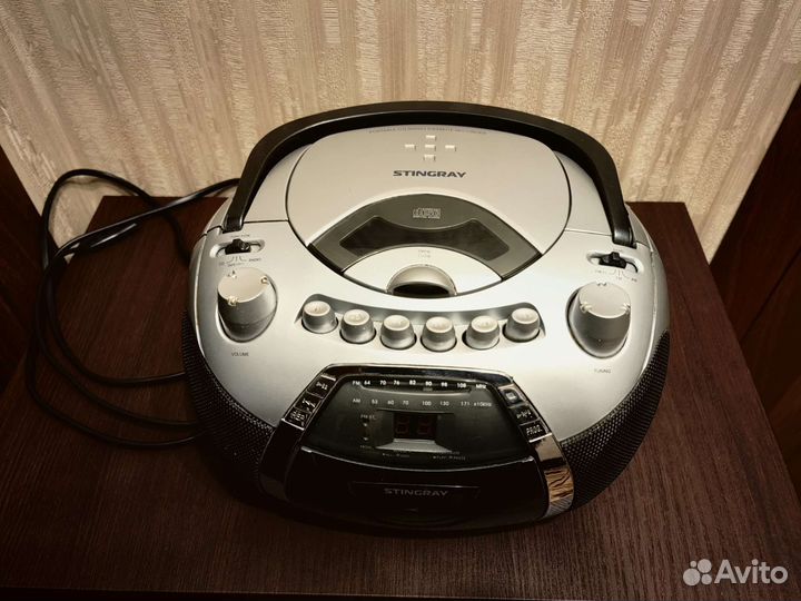Магнитола бу Stingray