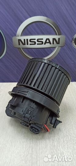 Вентилятор мотор печки отопителя Nissan X-trail T3