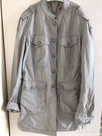 Легкая парка Levis