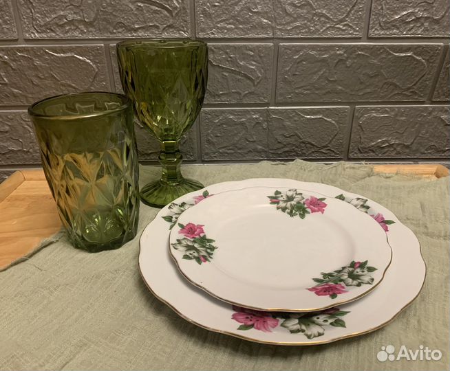 Бокалы для вина цветное стекло зеленые и стаканы