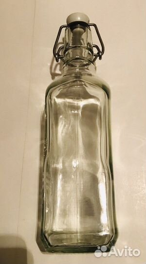 Бутылка Первак с пробкой