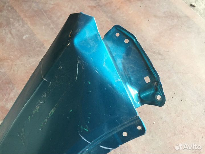 Крыло передние правое Сузуки Витара 2015