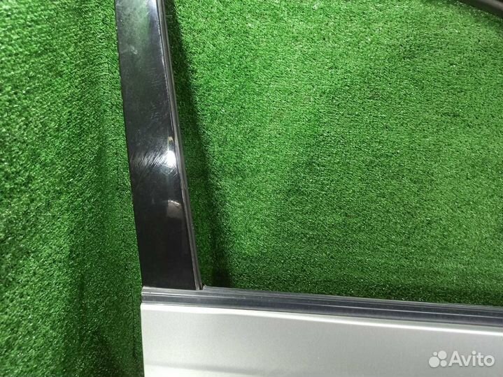 Дверь передняя правая Toyota Estima