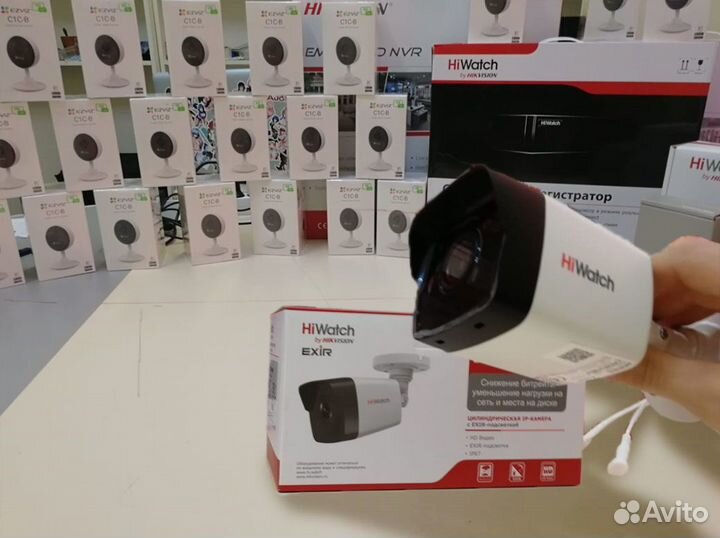 IP-видеокамера с микрофоном DS-I250M 2.8мм HiWatch