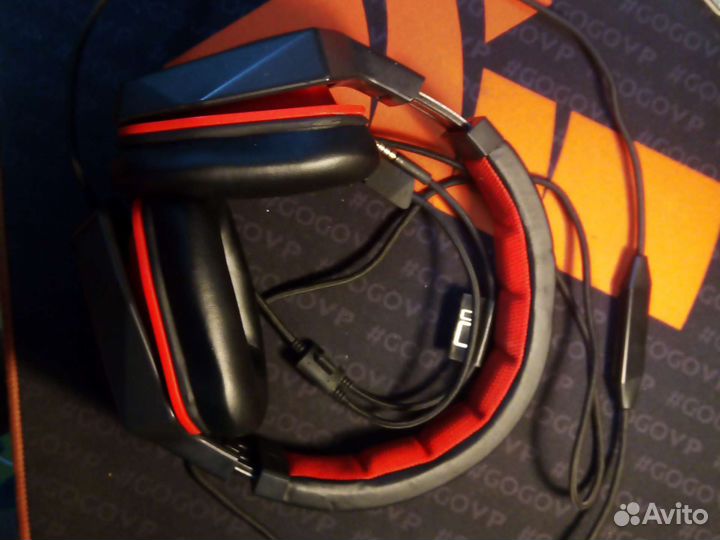 Игровые наушники с подсветкой