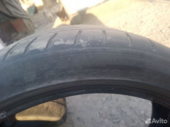 Delinte DS7 Sport 2.25/40 R18 37ZR