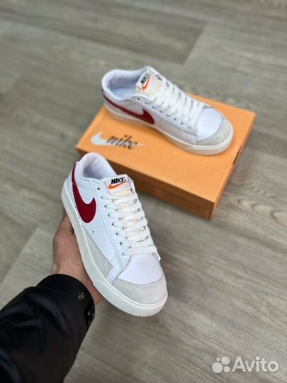 Кроссовки Nike Blazer Low 77 Vintage Team Red