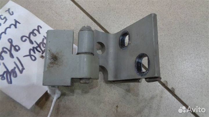 Петля двери передней левой нижняя BMW X5 E53 1999