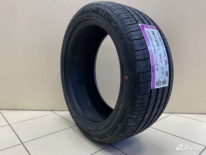 Nexen N Fera RU1 235/45 R18 94V