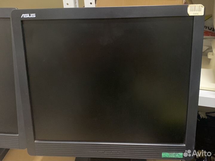 Монитор Asus mm17d