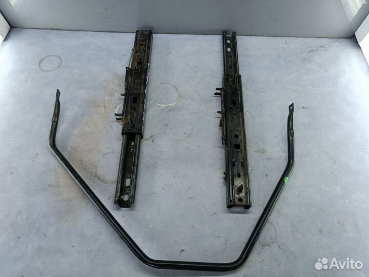 Салазки сиденья Renault Logan 1