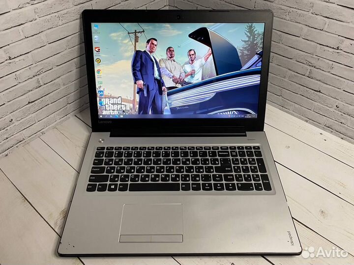 Игровой ноутбук Lenovo FHD/8Gb/240SSD/2видеокарты