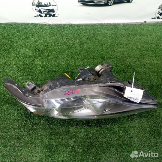 Фара ксенон правая Lexus Rx 3 2009-2015