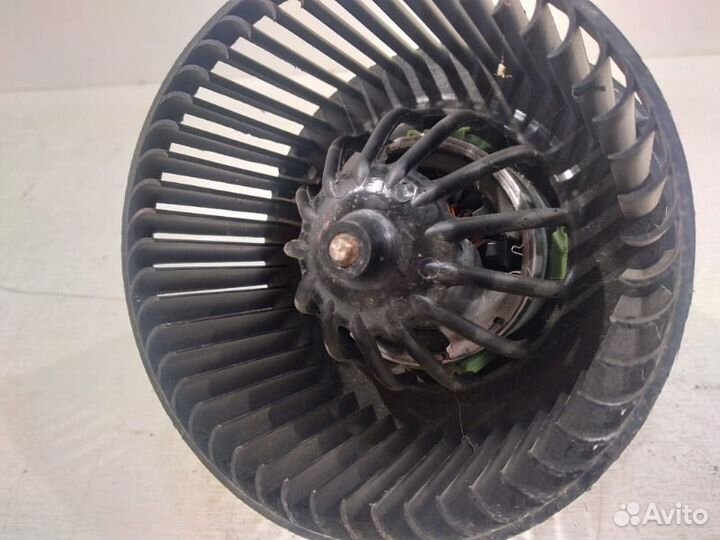 Мотор печки Renault Sandero 1 2009-2014