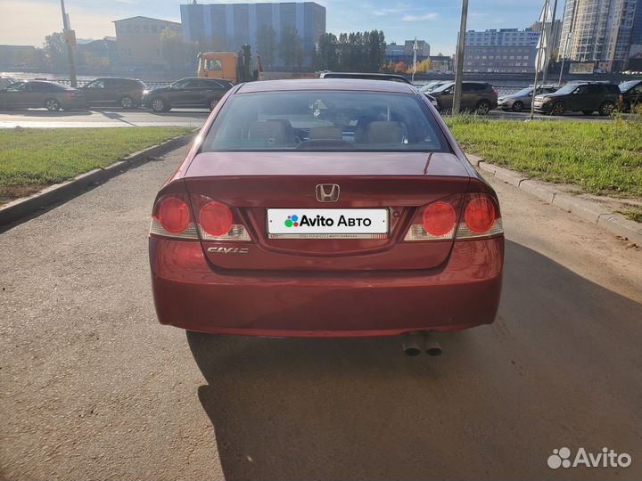 Honda Civic 1.8 AT, 2007, 242 000 км