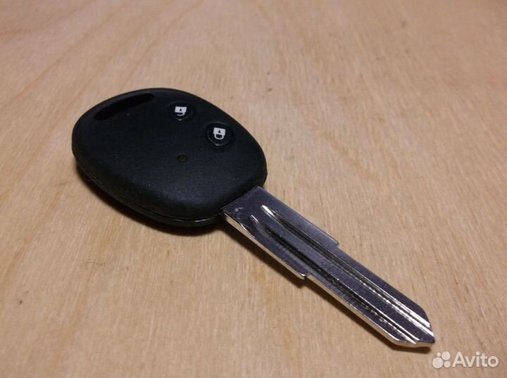 Chevrolet / GM remote key 2 buttons CE 0678