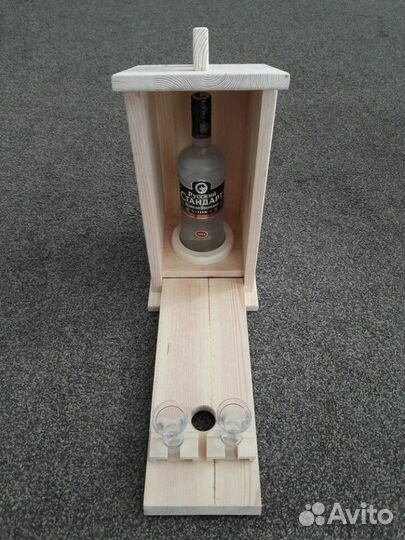 Бар-скворечник.дерево