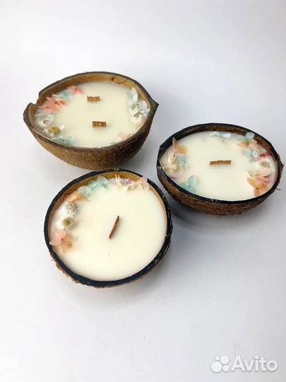 Свеча в кокосе