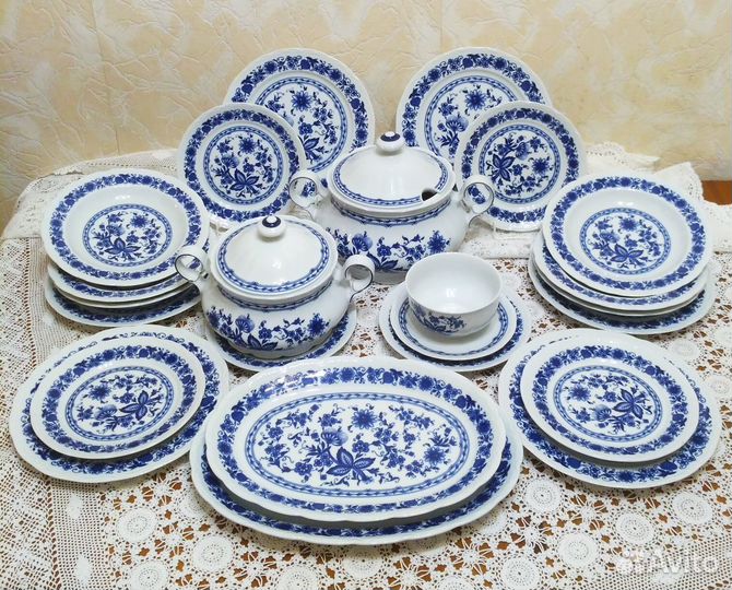 Столовый сервиз 