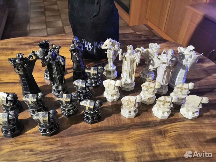 Шахматные фигурки 