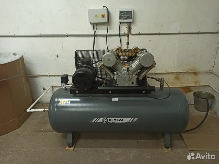 Воздушный компрессор Remeza сб4/Ф-500.LT100.16атм