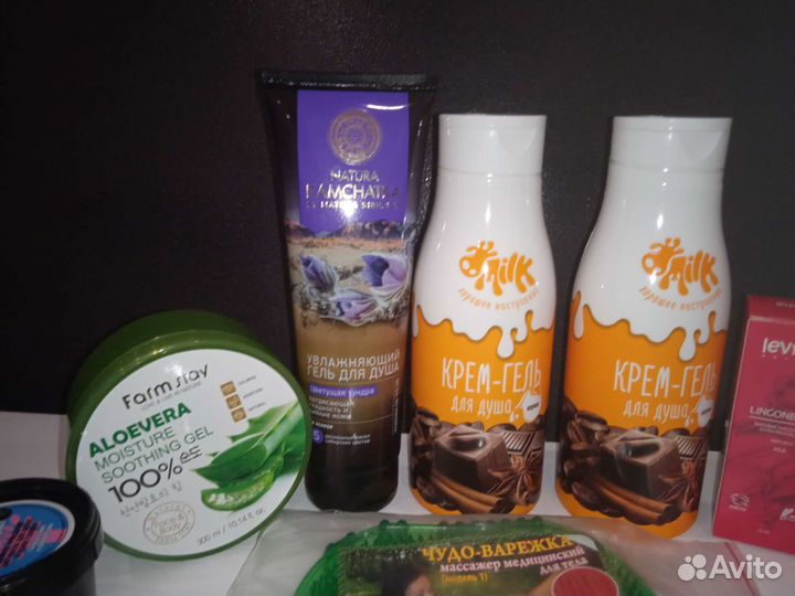 Новый набор косметики,цена зв всё, что на фото