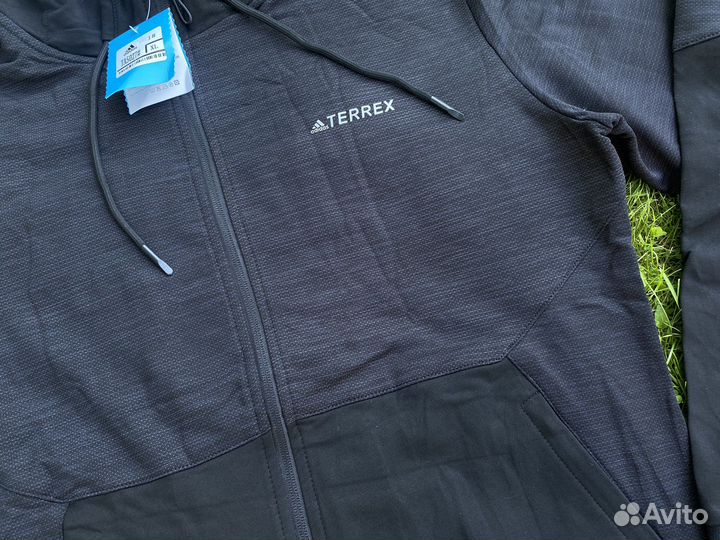 Спортивный костюм для бега adidas