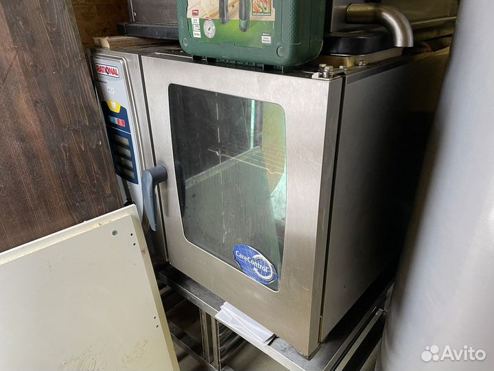 Пароконвектомат Rational SCC 61 с подставкой