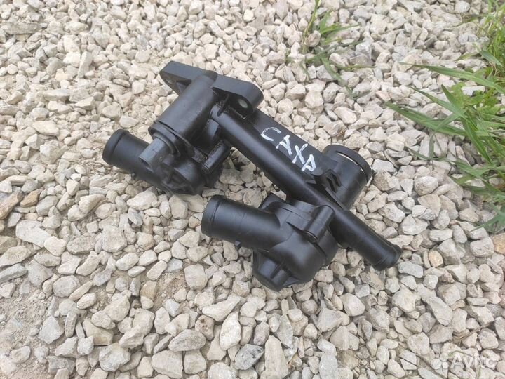 Корпус термостата Volkswagen Golf 5