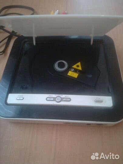 DVD плеер Elenberg 2401