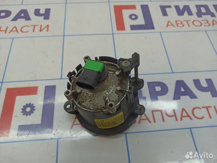 Фара противотуманная левая Land Rover Range Rover