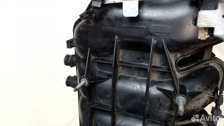 Коллектор впускной Lancia Lybra, 2001