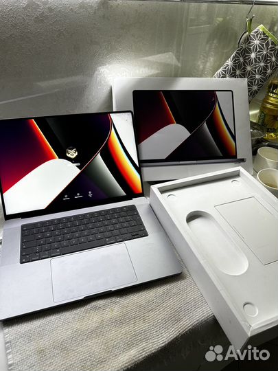 Apple MacBook Pro m1 pro 16/512