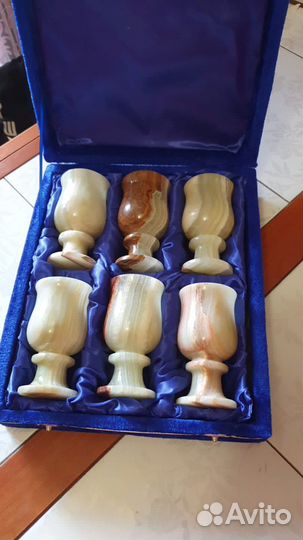 Стопки из оникса