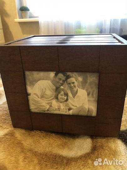 Деревянный фотоальбом вращающийся на 144 фото