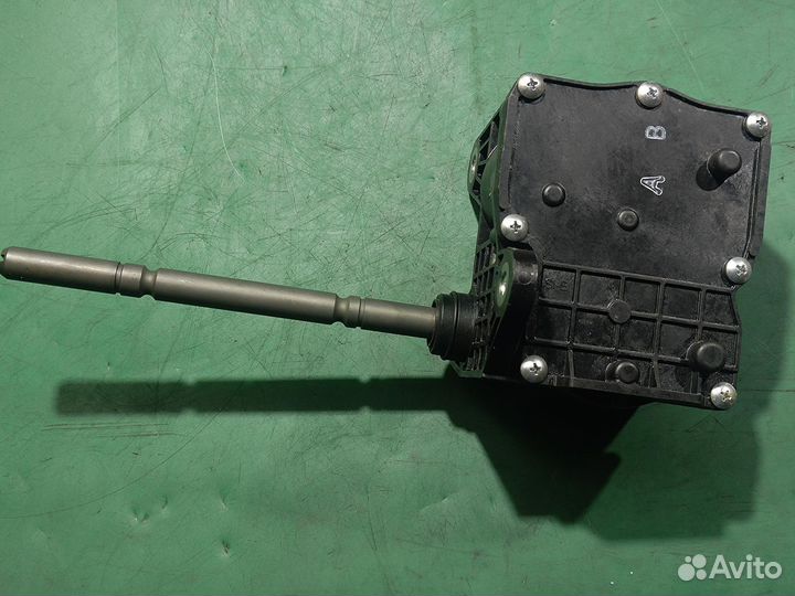 Б/У Б/У Актуатор раздаточной коробки F2 toyota