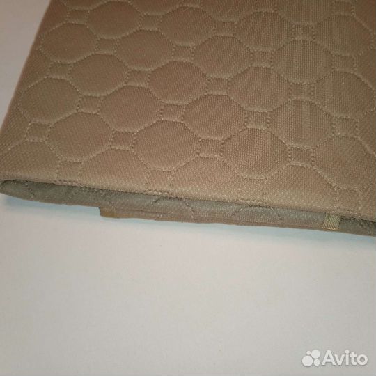 Коврик новый, размер 100х70см