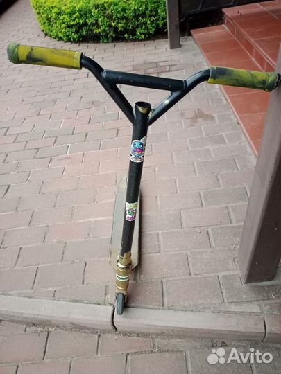 Трюковой самокат tech team duker 101