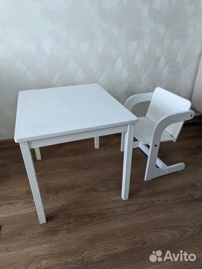 Детский стол IKEA и стул. Цвет белый