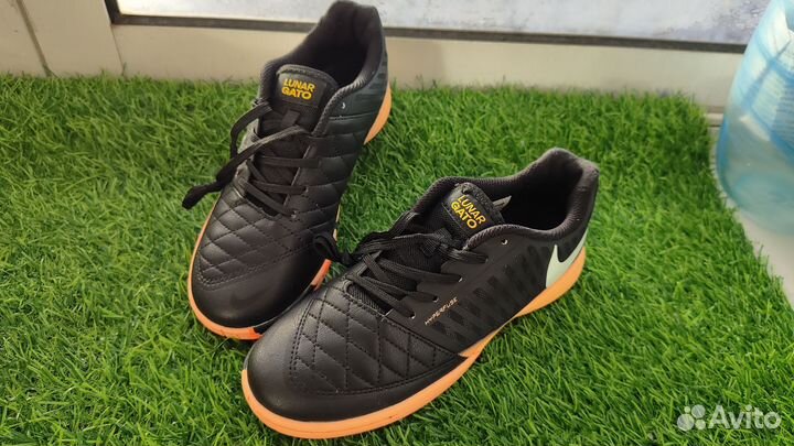 Детские футзалки nike 35 размер