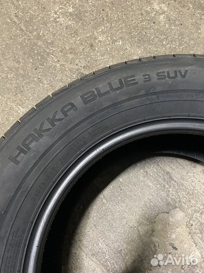 Nokian Tyres Hakka Blue 3 SUV 235/65 R17 108H