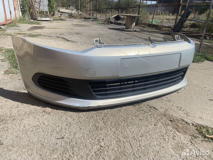 Передний бампер Volkswagen Polo 5