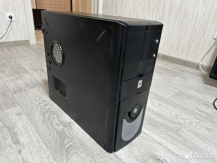 Офисный компьютер