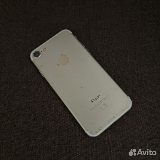 iPhone 7, 32 ГБ