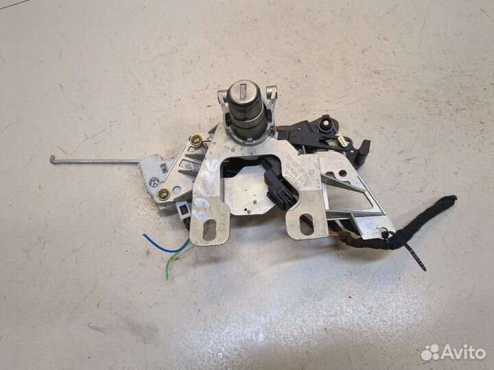 Личинка замка Volkswagen Passat 5, 2000